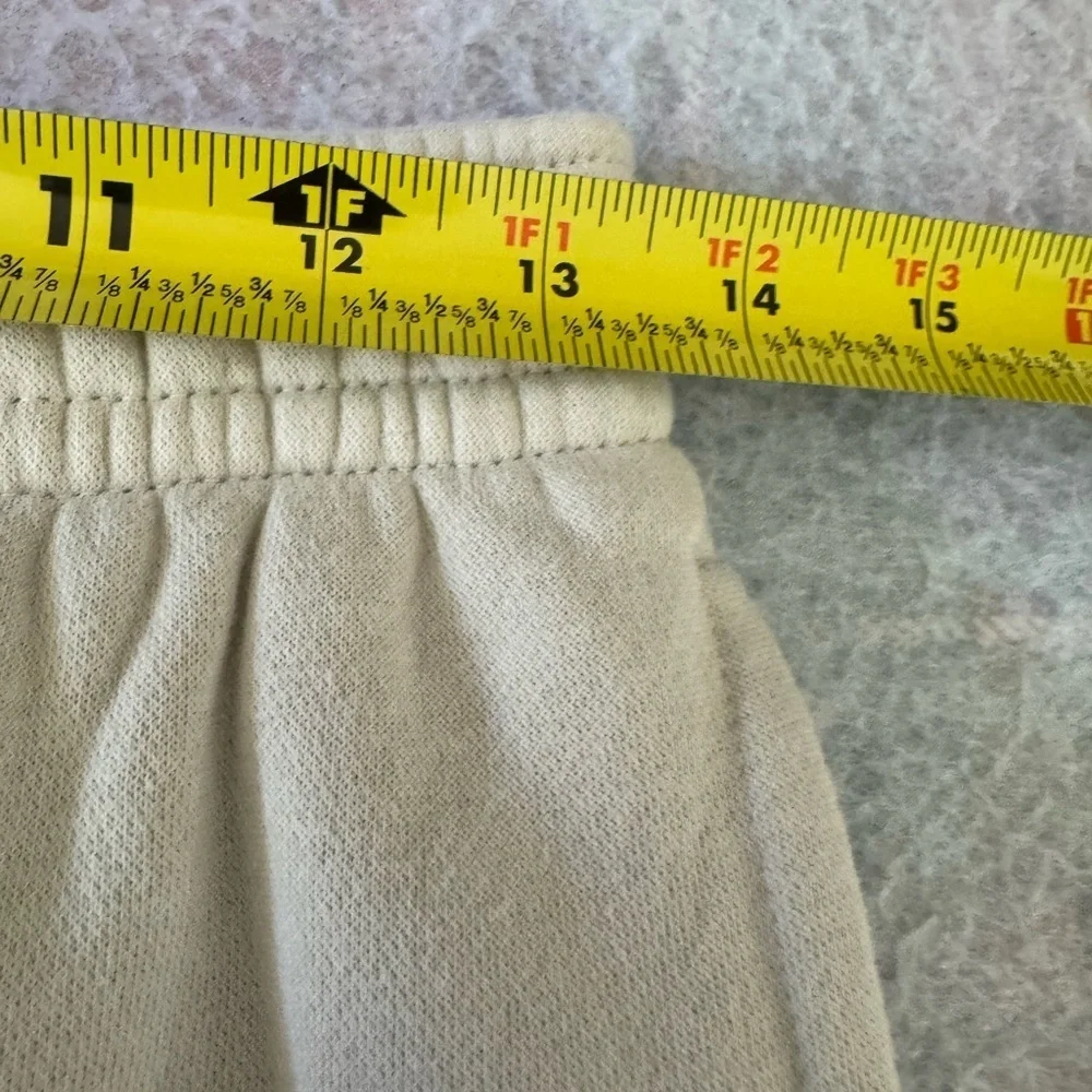 Nike Women's Off-White Sweatpants S